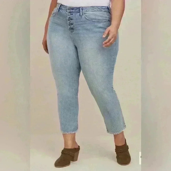 torrid Denim - NWT TORRID Mom Straight Vintage Stretch High-Rise Jean